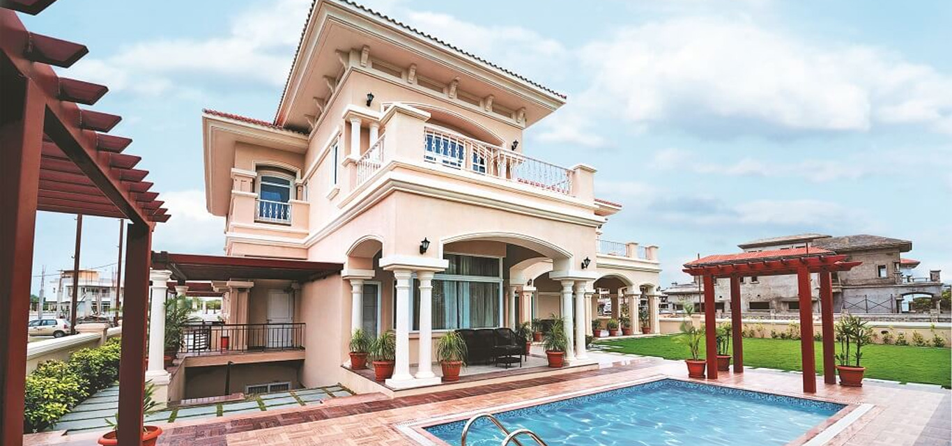 Luxury 3 & 4 BHK Apartments & Villas